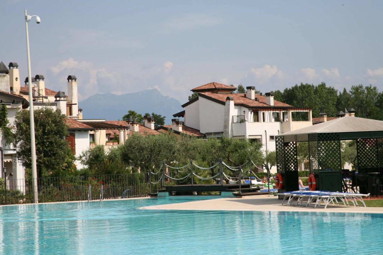 Lugana Resort & Sporting Club - Sermana Village Peschiera del Garda Exterior photo
